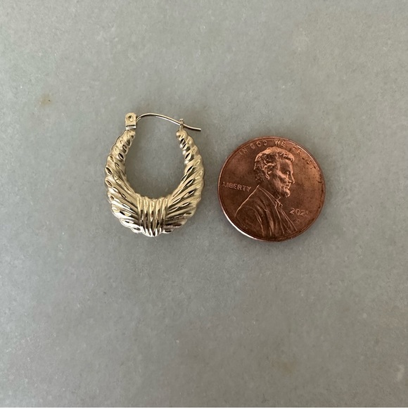 10k Solid Gold Hoop Earrings - Picture 11 of 15